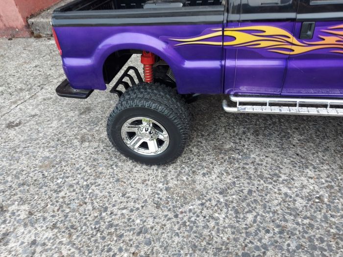 Ford F-350 Battery Powered Radio Controlled Truck. Just the Truck, No Controller
