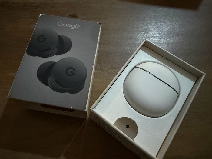 Google Pixel Buds 2a