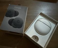 Google Pixel Buds 2a