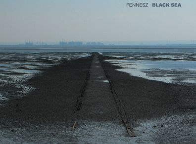 F E N N E S Z  |  Black Sea