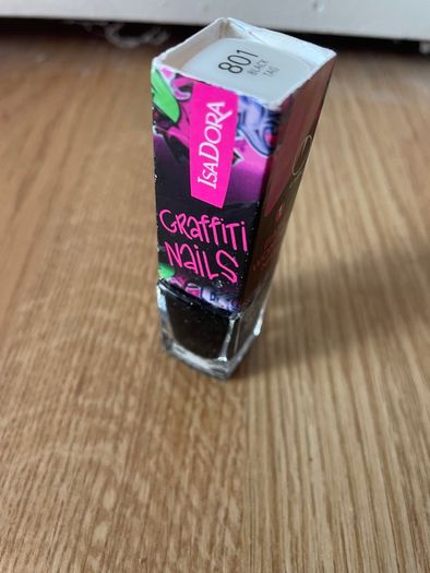 Isa Dora Graffiti Nail Top