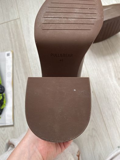 pull and bear Brown High heel Boot