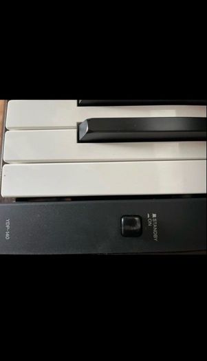 Yamaha Arius YDP-140 Digital Piano comes with Stool Excellent Condition