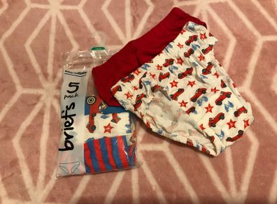 Boys briefs