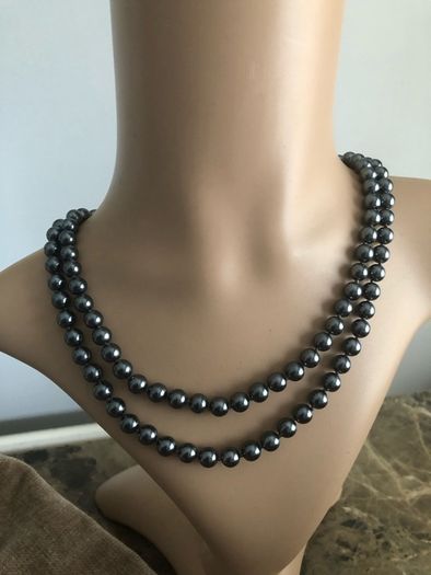 pearl necklace