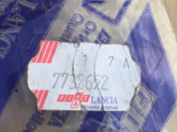 LH Front Inner Glass Rubber (Fiat Punto 176)