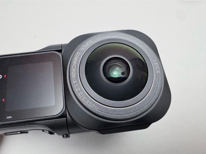 insta 360 one rs 1 inch camera
