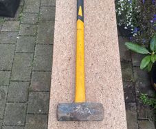 sledge hammer