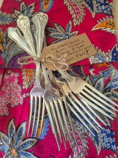 Silver plated 6 forks
