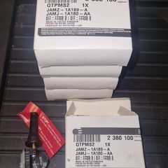 universal tpms valve