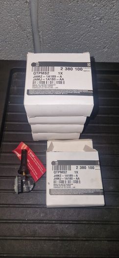 universal tpms valve