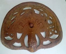 Cast iron machine tractor seat Pierce Wexford