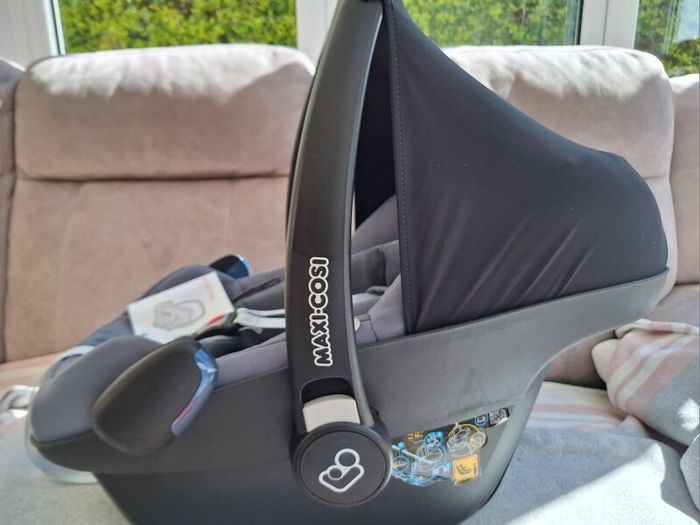 Maxi cosi pebble plus car seat