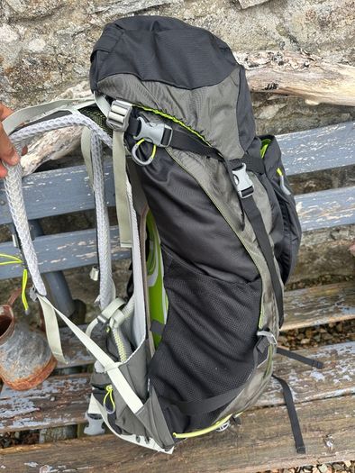 Osprey Stratos 50L backpack
