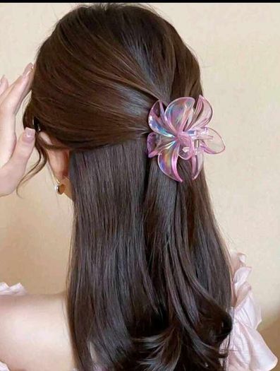 Flower clips