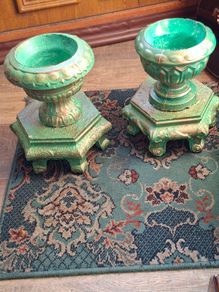 2 Garden Concrete Urns with Removable Bases not too big but beautiful for outside, has draining holes also