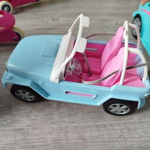 Barbie car