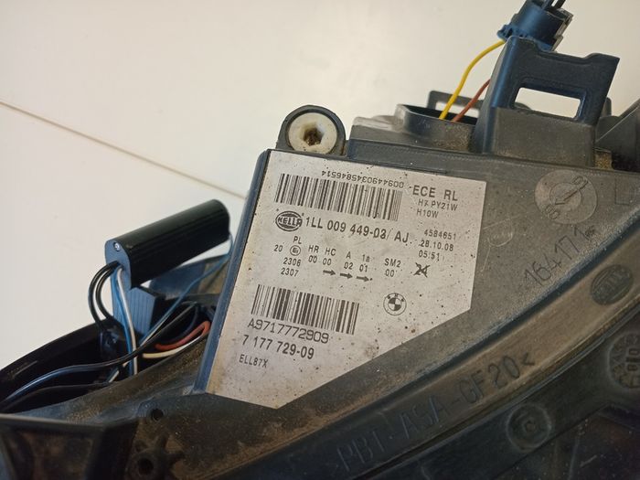 E60 FRONT driver side headlight x 1