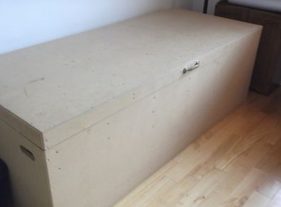 Fabulous hand made toy/storage box