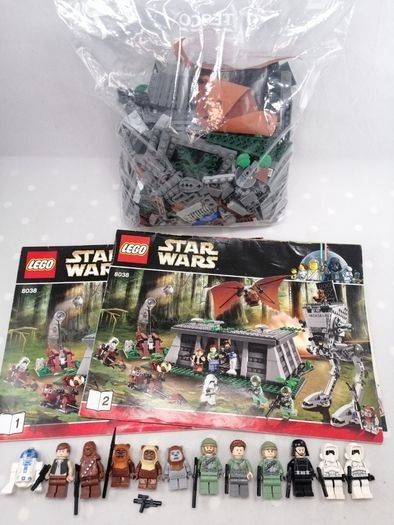 Lego Star Wars: BATTLE OF ENDOR (8038) & Instructions, All Minifigs