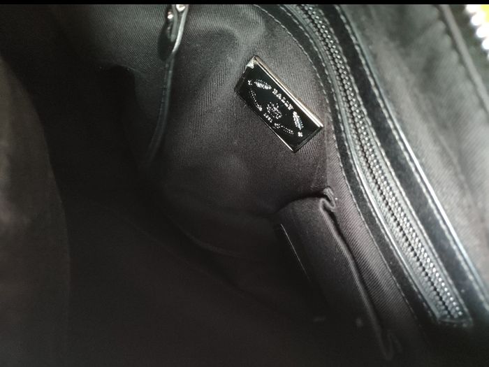 Ultra Stylish Bally Designer Leather Bags