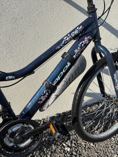 Apollo Kinx Girls bike
