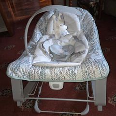 Vibrating Baby Bouncer