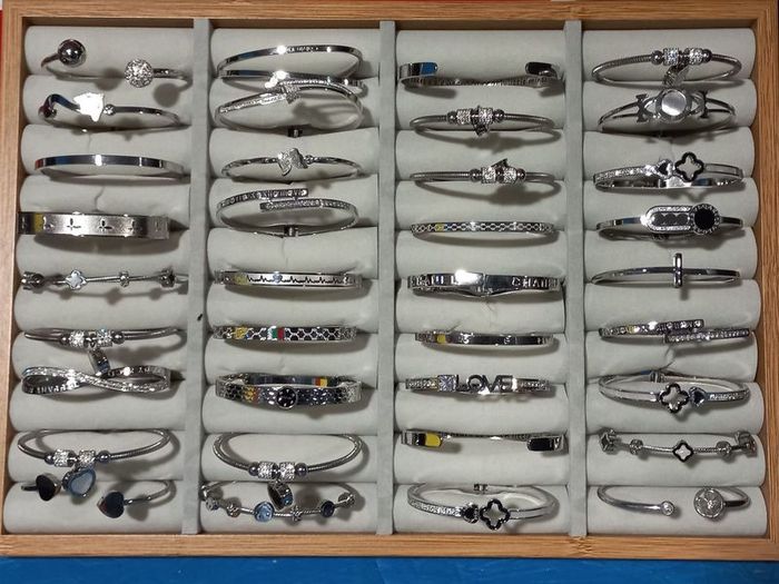 bracelets