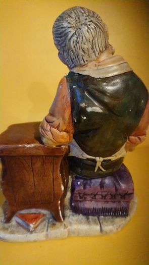 Vintage  figurine with Certificate