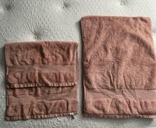Dunnes bath towels set