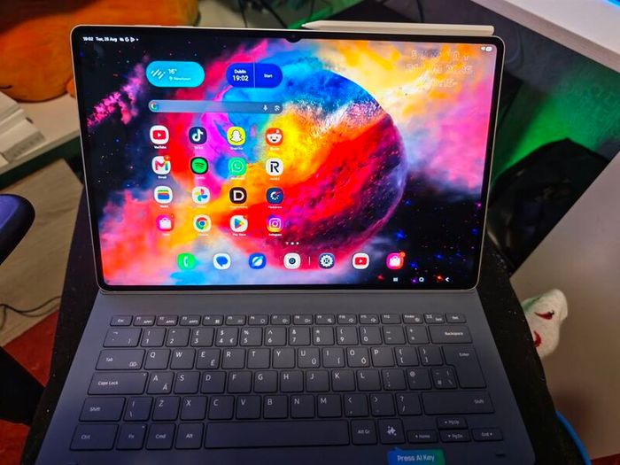 Samsung S11 Ultra plus keyboard case and pen