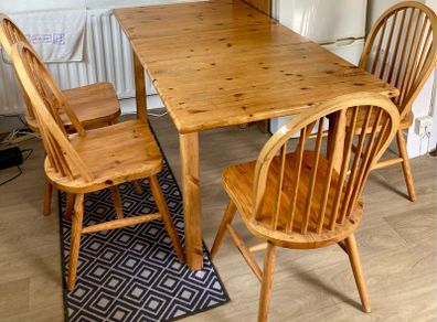 Extendable Pine Kitchen Table and Chairs