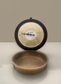Vintage Brabantia Wall-mounted Kitchen Scales
