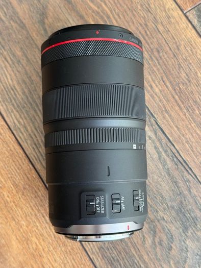 Canon RF 100mm f/2.8L Macro IS USM Lens