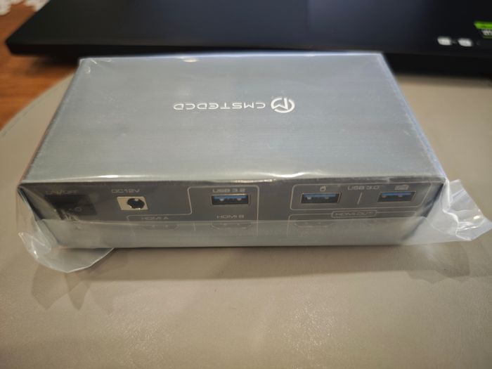 USB C KVM Switch 2 Monitors 2 Computers HDMI 4K60Hz EDID KVM Docking Station for 1 Laptop 1 Desktop Share Dual Monitor 13 in 1 Dock