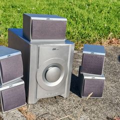 Free acoustic speakers