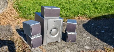 Free acoustic speakers