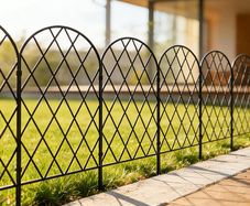 Metal Garden Fence 61cm H x 33cm W (25 Panels, Total Length 8.2m)
