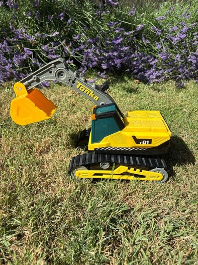 Tonka Excavator Digger