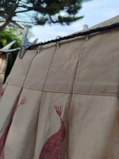 4 x Small Curtains
