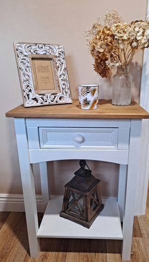 Side Table/ Lamp Stand