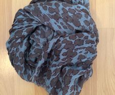 GAP Animal Print Lightweight Scarf / Wrap with Fringed Hem
