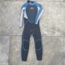 Sola wetsuit Image 3