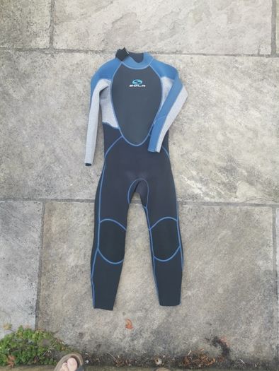 Sola wetsuit