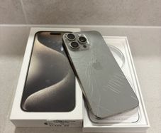 iphone 15 pro max 256 back glass Brocken