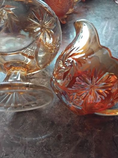 A Gorgeous Vintage 2piece Vintage Carnival Glass Set