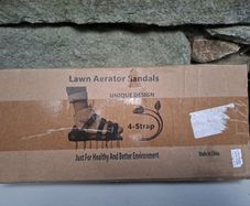 Lawn aerator sandals