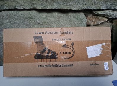 Lawn aerator sandals