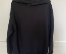 Black hoodie 9/10 years old