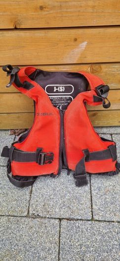 Buoyancy aid